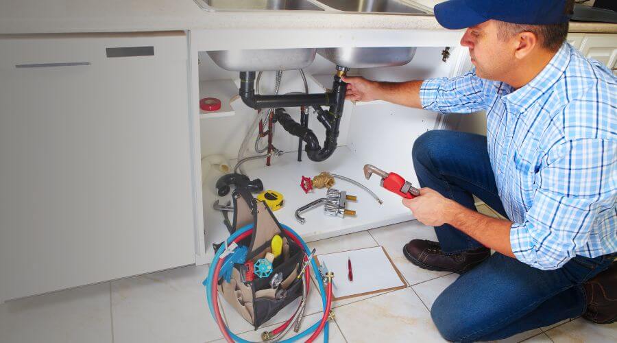 Local expert plumbing services in Brimfield, IL